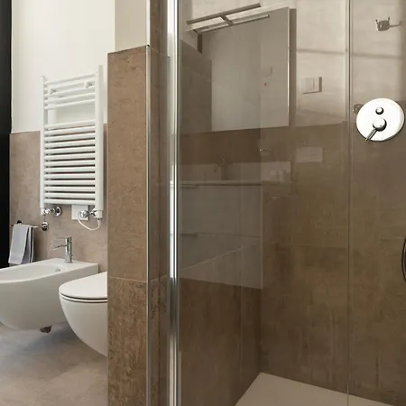 Santa Tecla Living Washington Building Milan